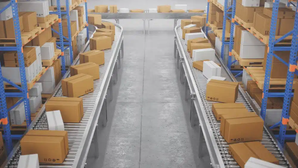 Automated warehouse conveyor belt system with packages for ecommerce order fulfillment